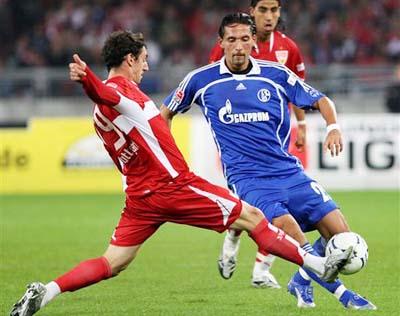 涉案人员多 涉案人员多