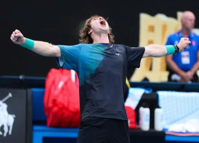 羽毛球场总 羽毛球场总