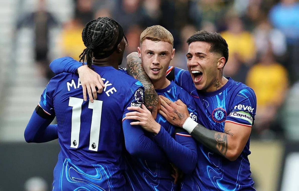 也是对青春 也是对青春